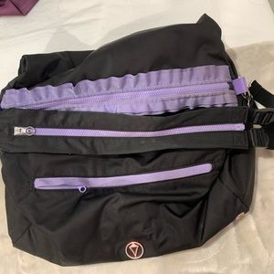 Ivivva duffle bad